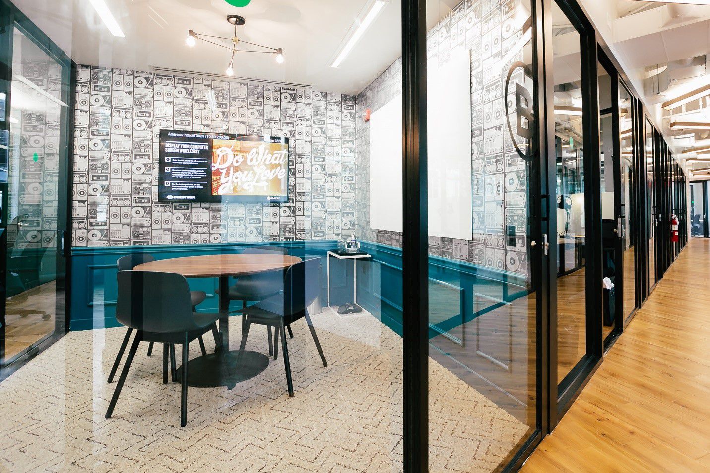 Interior Glass Room Dividers for Co-Working Businesses